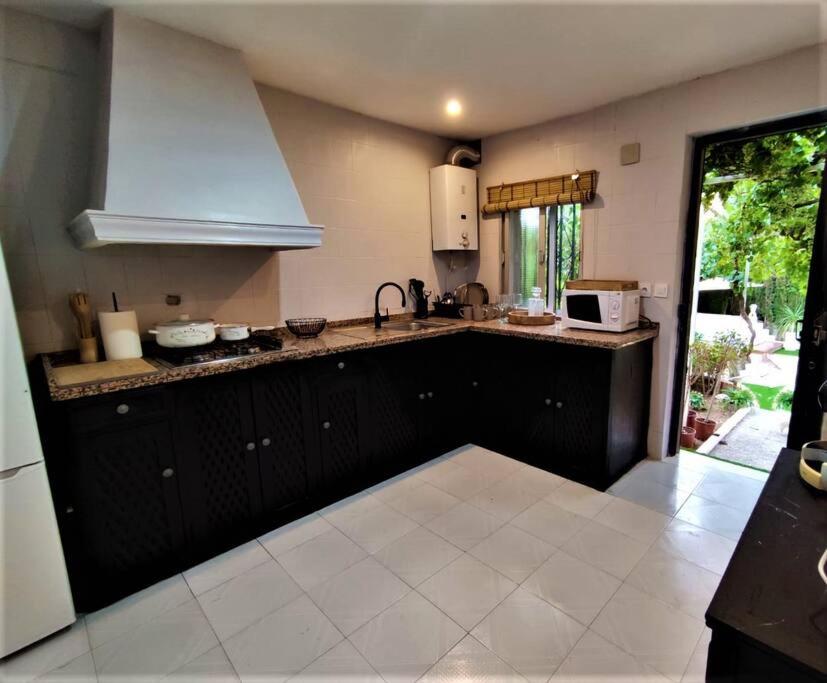 Chalet con piscina en entorno idílico - Housity
