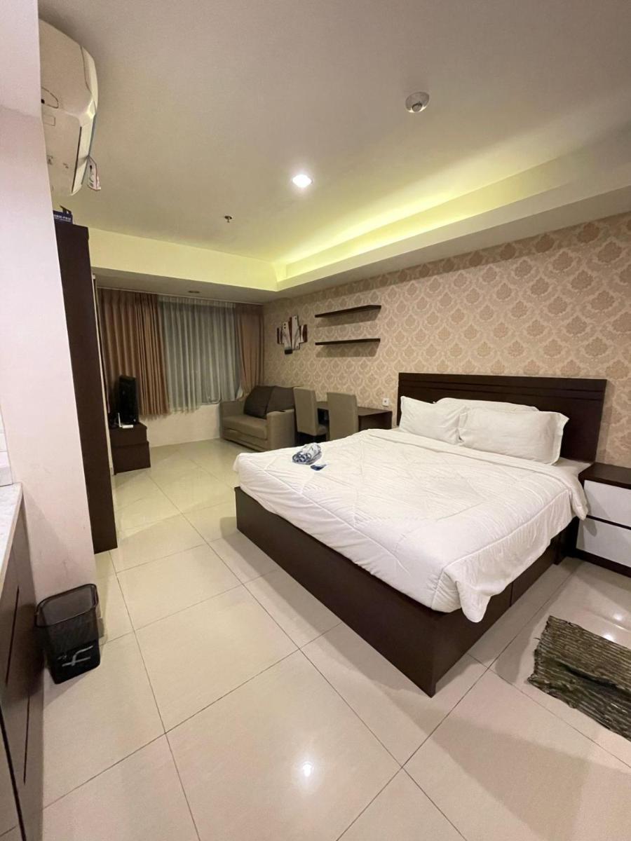 DISEWAKAN 1 UNIT 1BR INCLUDE SOFA BED WiFi Youtube Netflix - Housity
