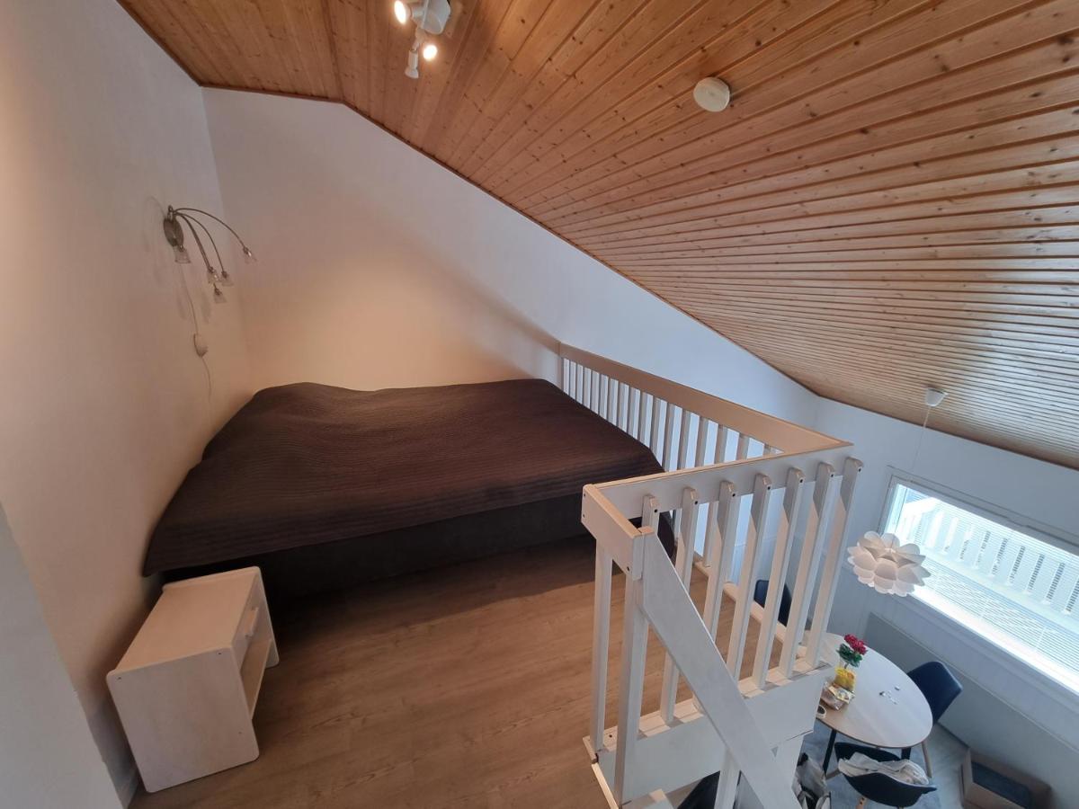TAHKONTINTTI A2 - Housity