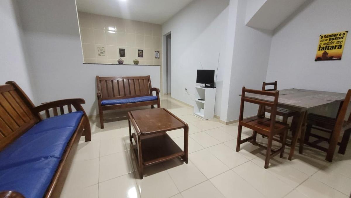 Pensionato Iracema - Condomínio Familiar - Housity