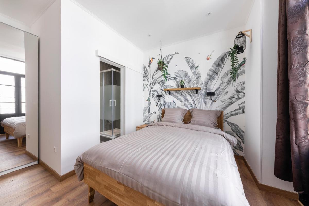 Suitetrails - IQS Rooms - Chambre double avec salle de bain