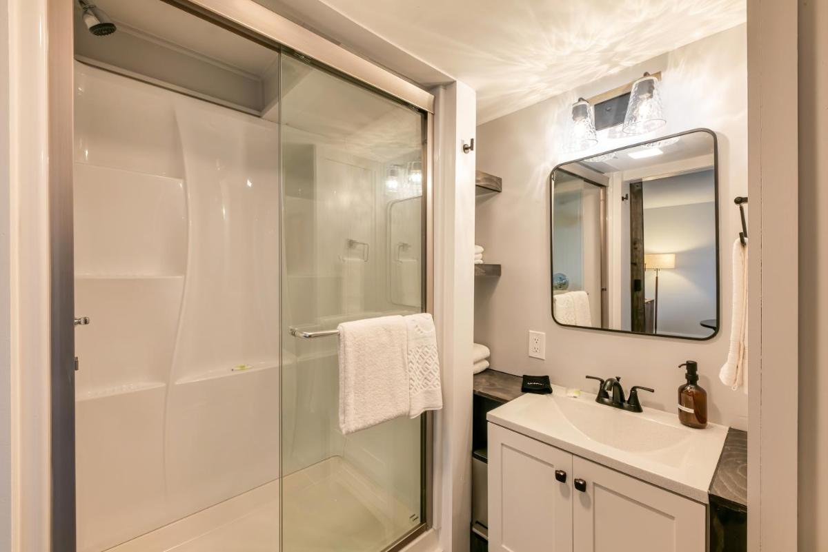 Cozy 1BR w/ 4min walk to Downtown [Blueberry Hill] - Hizvo