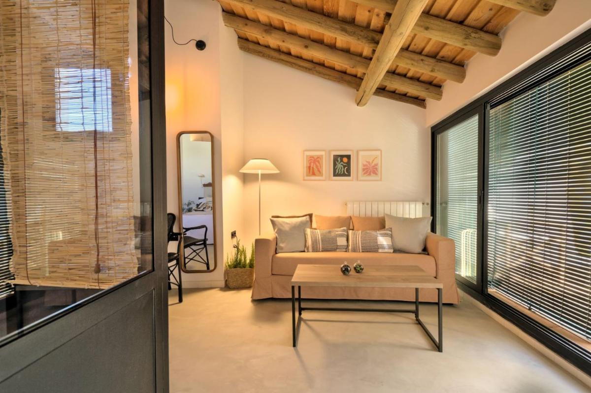 Hotel Casa Ernestina - Housity