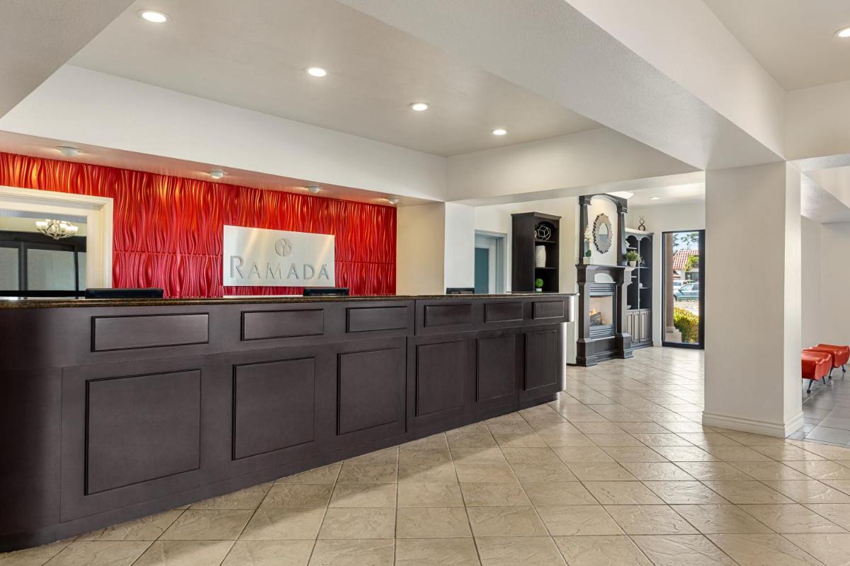 Ramada by Wyndham Marina - Housity