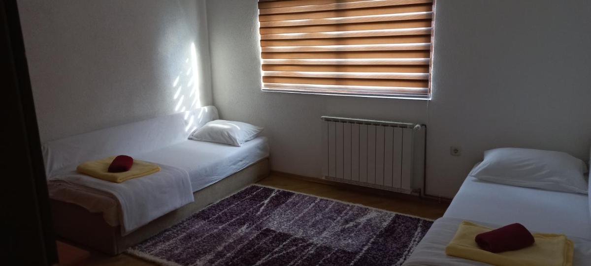 Guest House Enis - Housity
