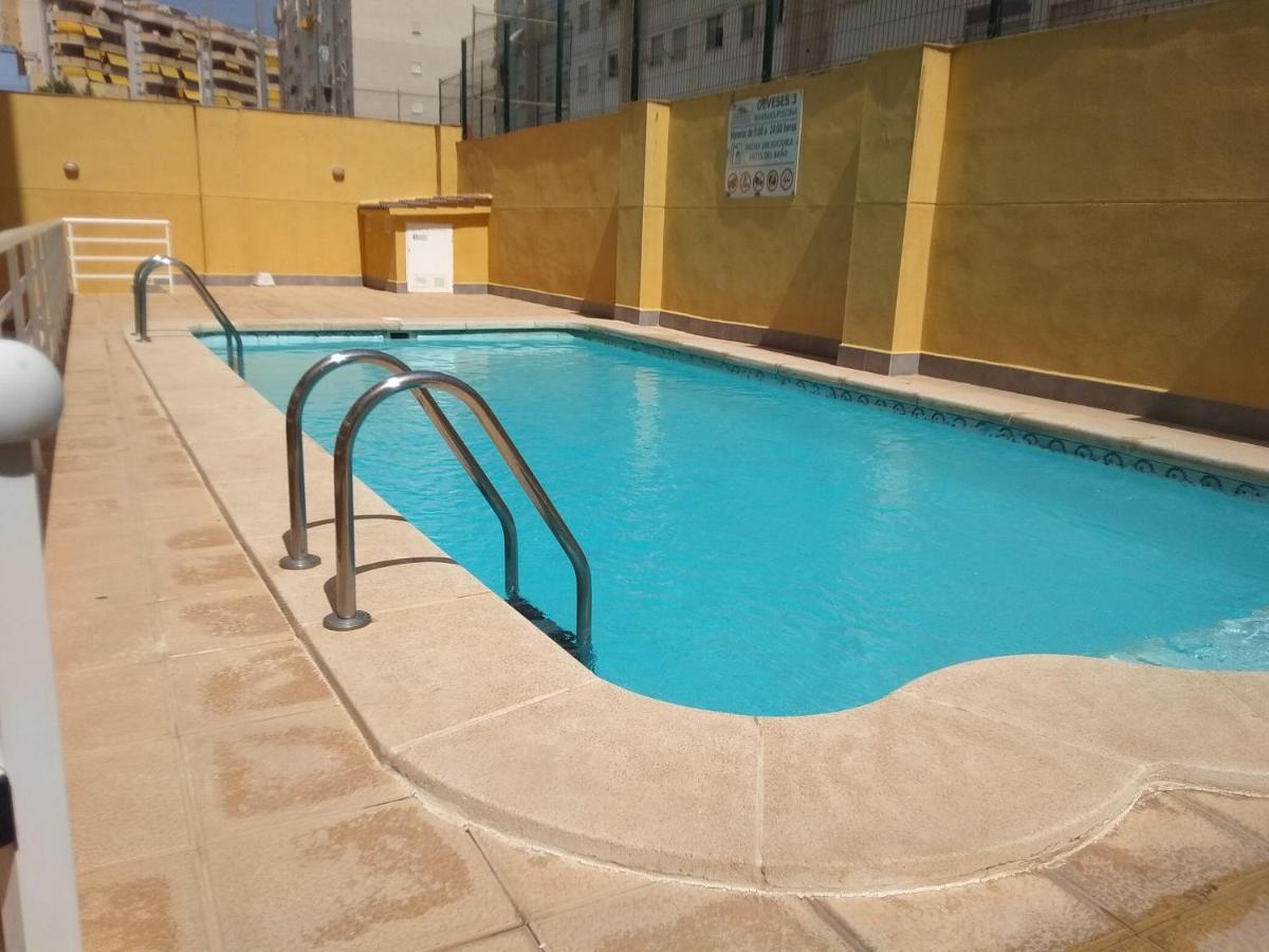 Apartamento con piscina - Housity