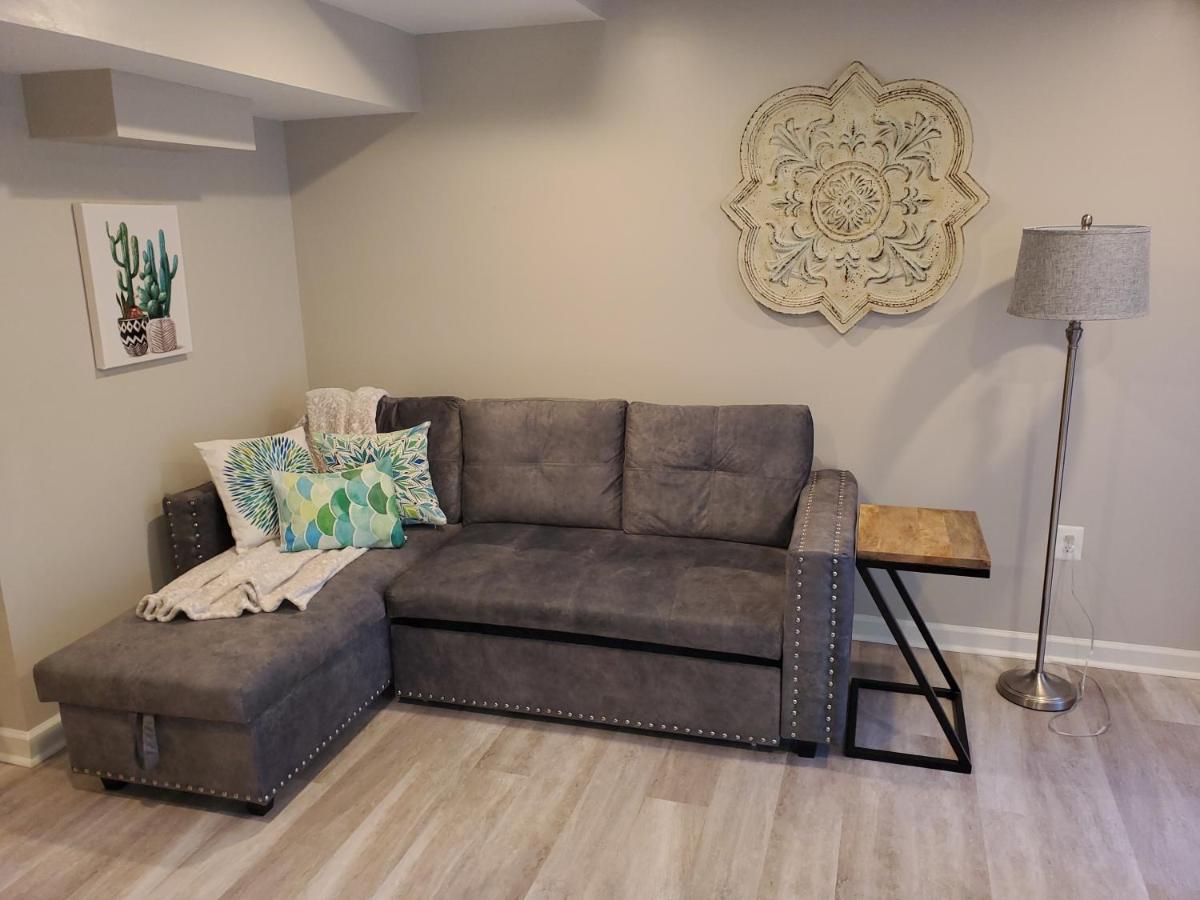 Retreat on Sage Brush Court - Housity