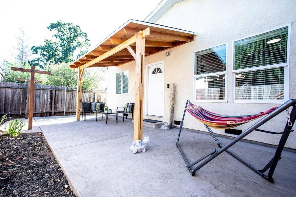Concord beautiful 2-bedroom villa - Housity