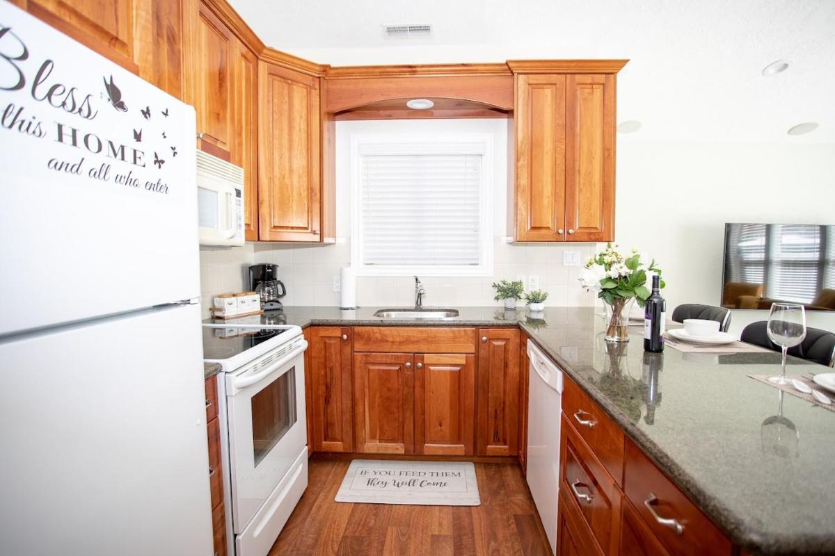 Concord beautiful 2-bedroom villa - Housity