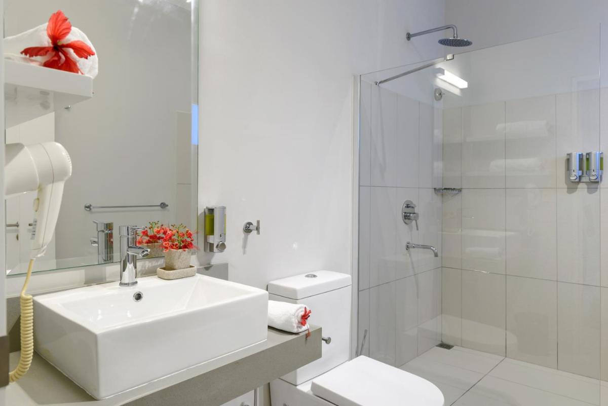 Suitetrails - Voile Bleue Boutique Hotel