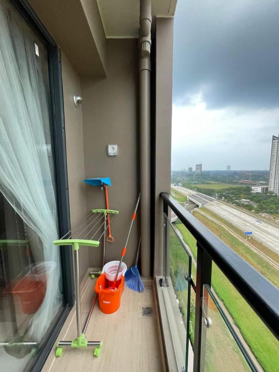 Suitetrails - Precious Angel Apartment Sky House BSD