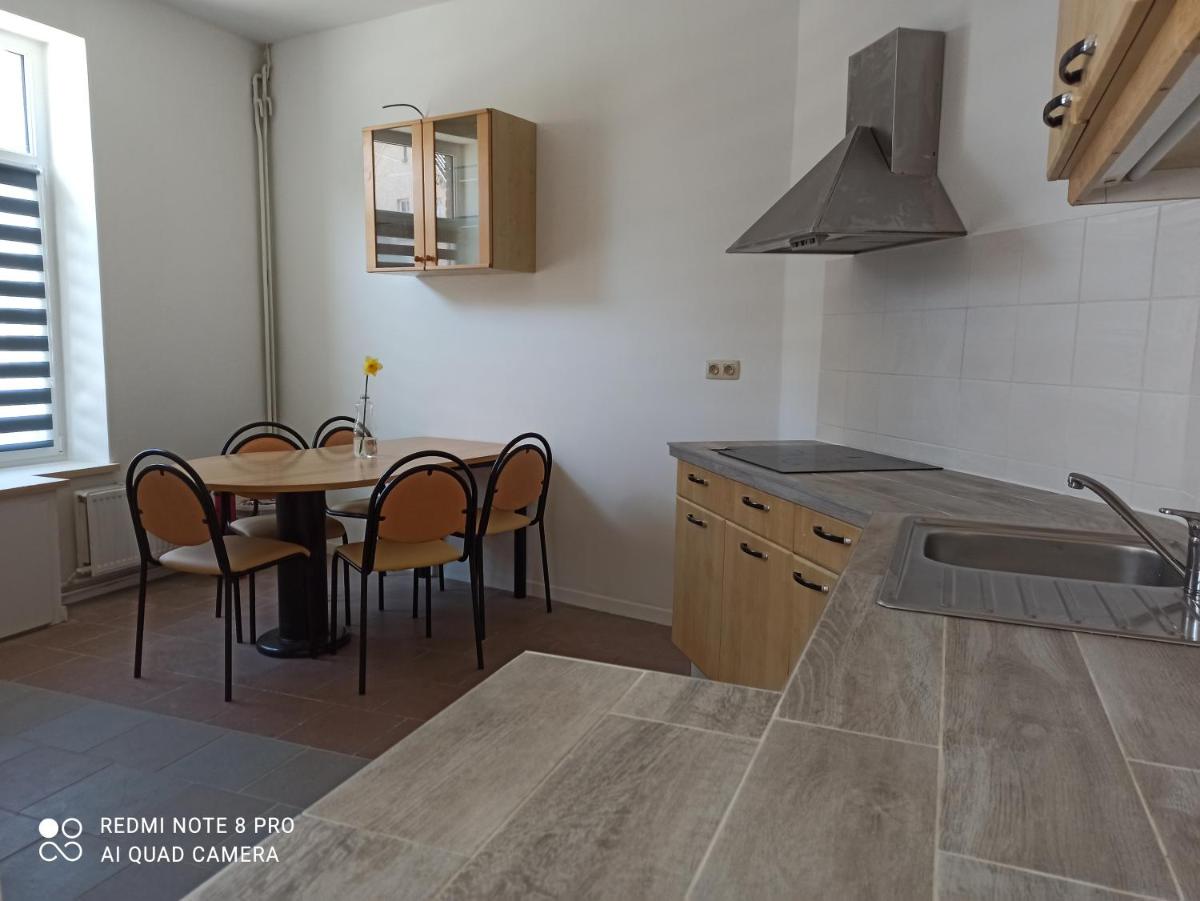 Suitetrails - Loft cosi à proximité du centre géographique Belge