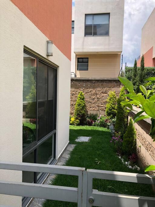 Beautiful 3BR townhouse with on-premises parking - Housity