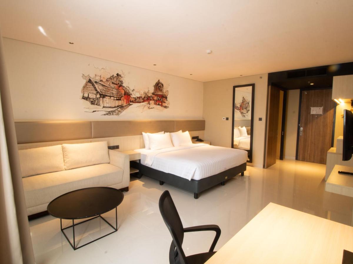 Prime Park Hotel & Convention Lombok - Housity