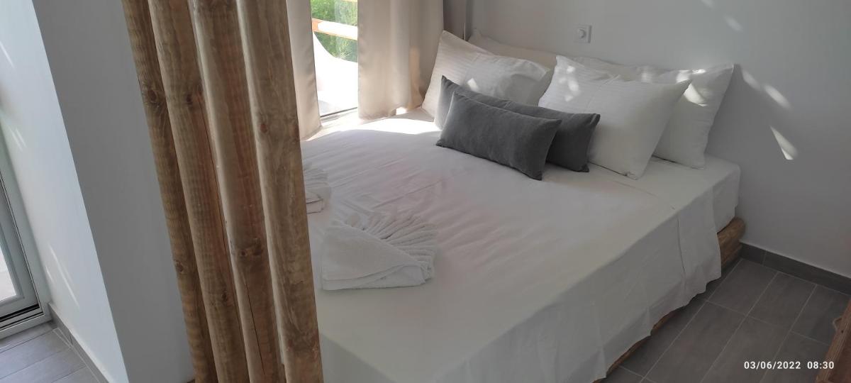 Ammos stegna - Housity