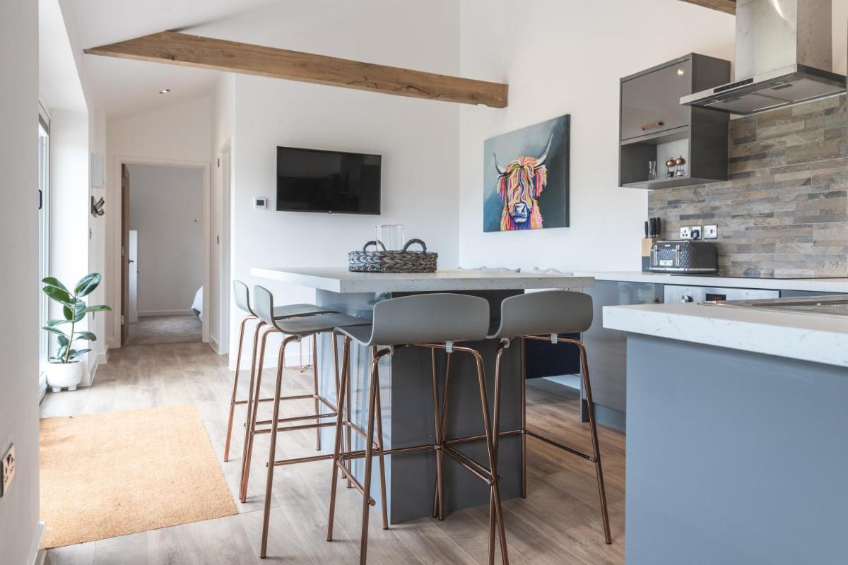 Apartment in the Countryside with Hot Tub - Housity