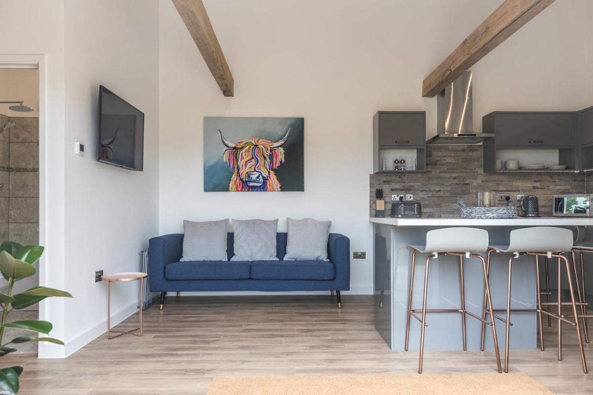 Apartment in the Countryside with Hot Tub - Housity