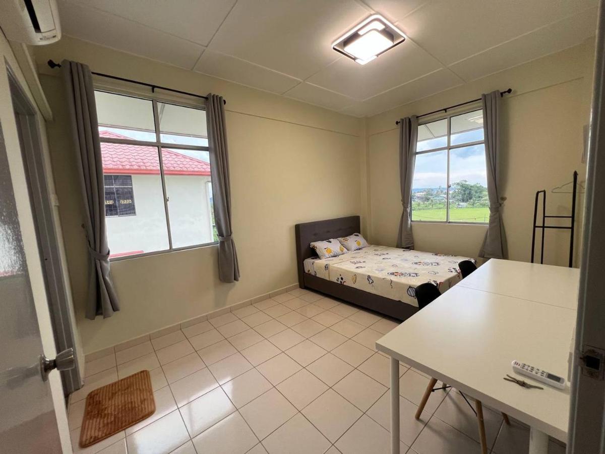Wijaya Apartment Homestay sandakan Mile 7 - Housity