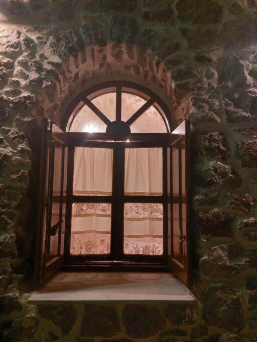 Lithokastro - Housity