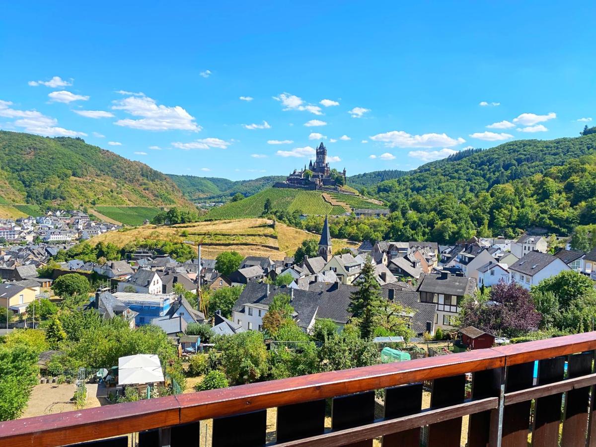 Burg Panorama Blick Moderne Zentrale FeWo - Housity