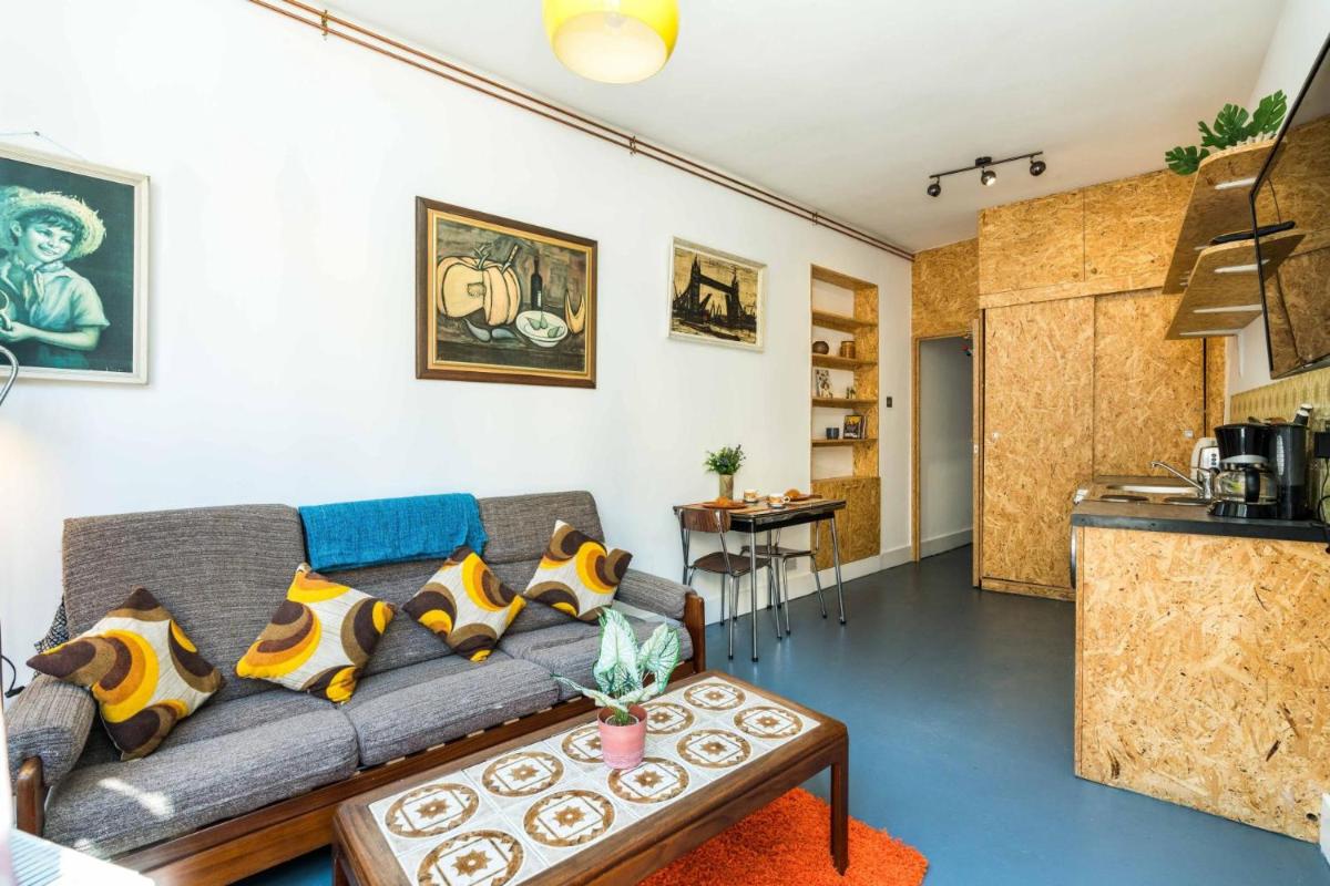 1 Bedroom House With an Edge in King Cross - Housity