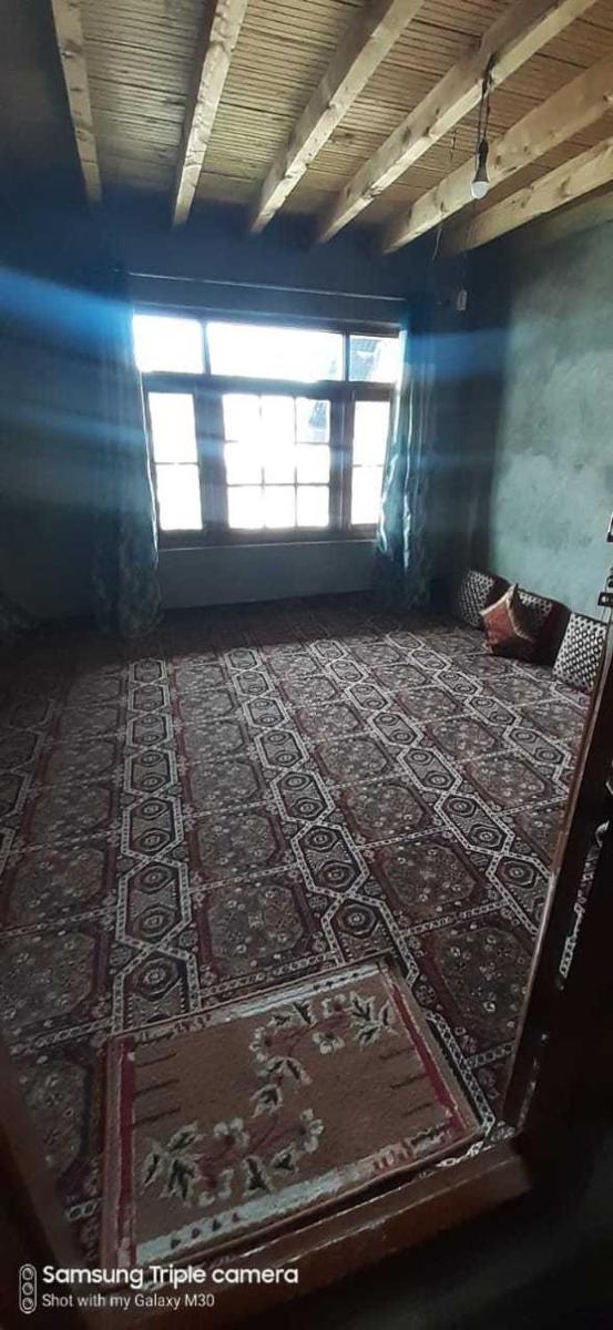 Suitetrails - POP HOME 92826 Chinar Villa Homestay