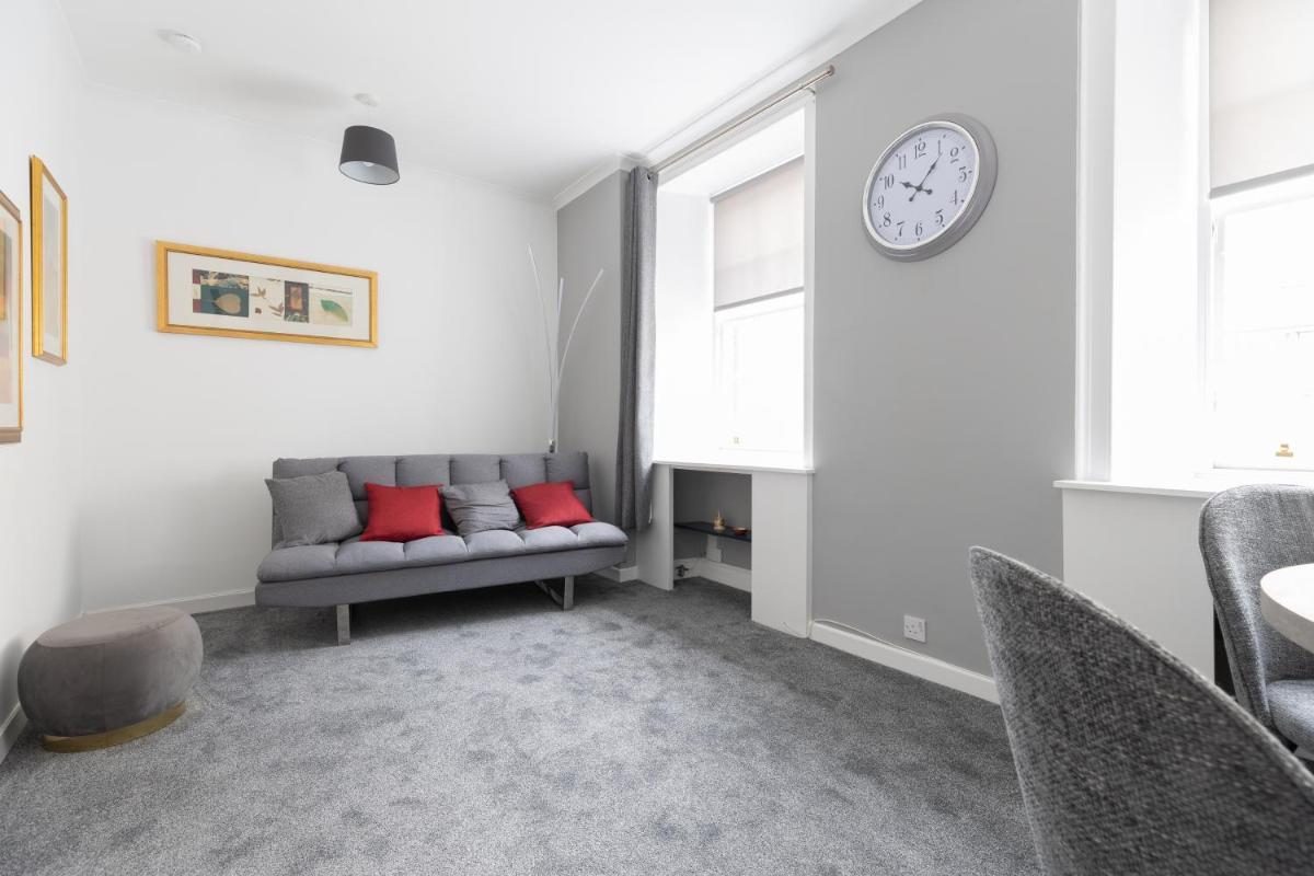 Lovely City Centre 1 bedroom flat. - Housity