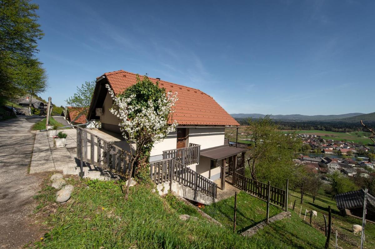 ZIDANICA KRŠTINC - Housity