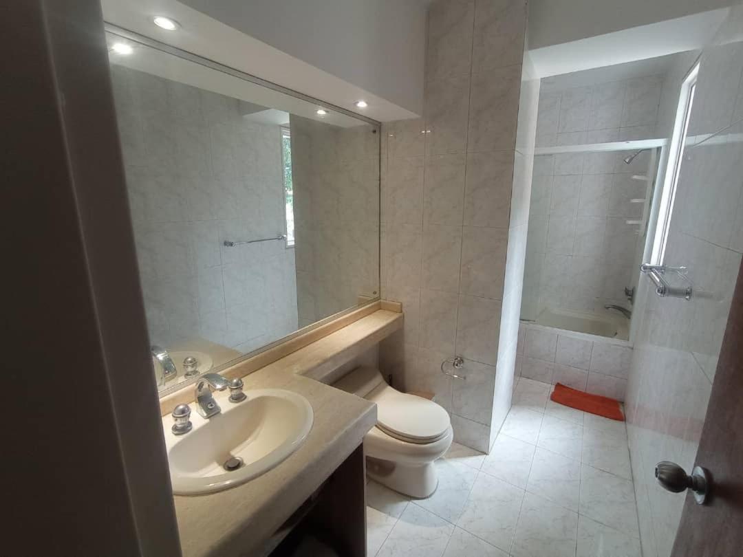 Misuitehotel El Rosal Caracas - Housity