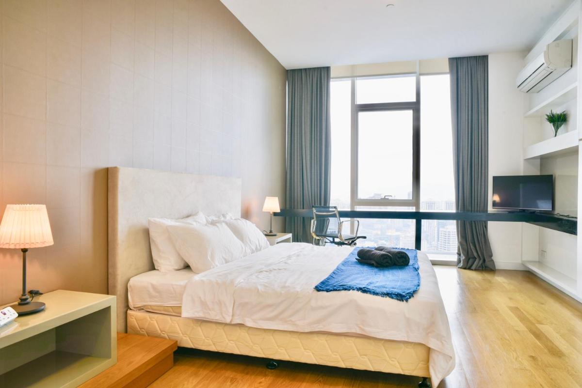 KL Platinum KLCC 42 By SNC - Housity