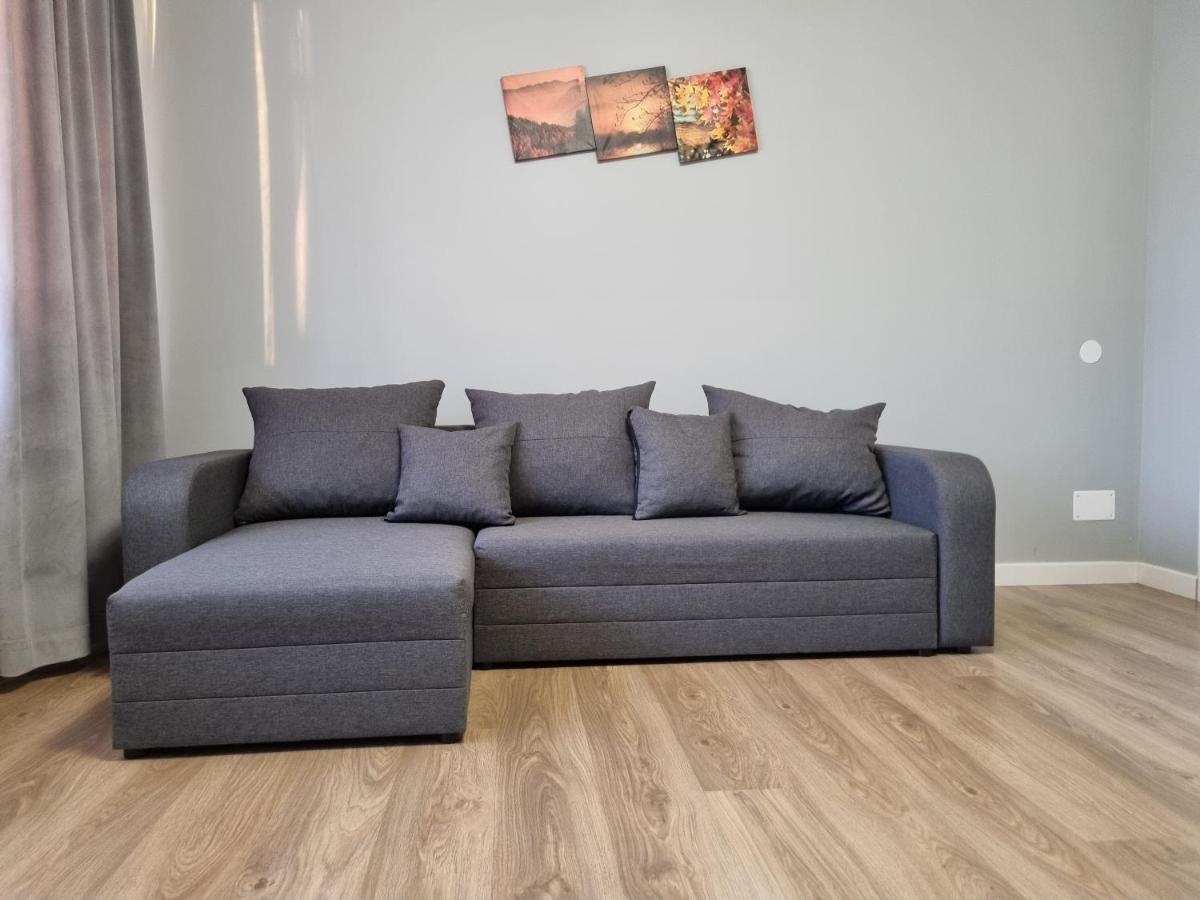 Apartament in Floresti - Housity
