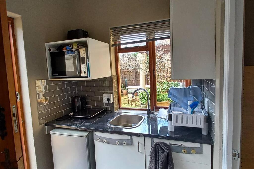 Tranquility Studio Apartment - Housity