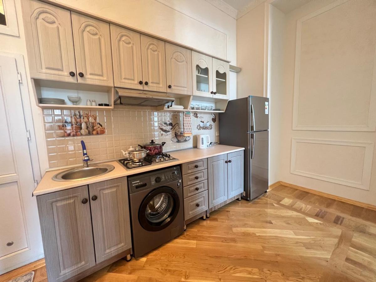 Luxury Apartment with View City Center 28May Street - Housity