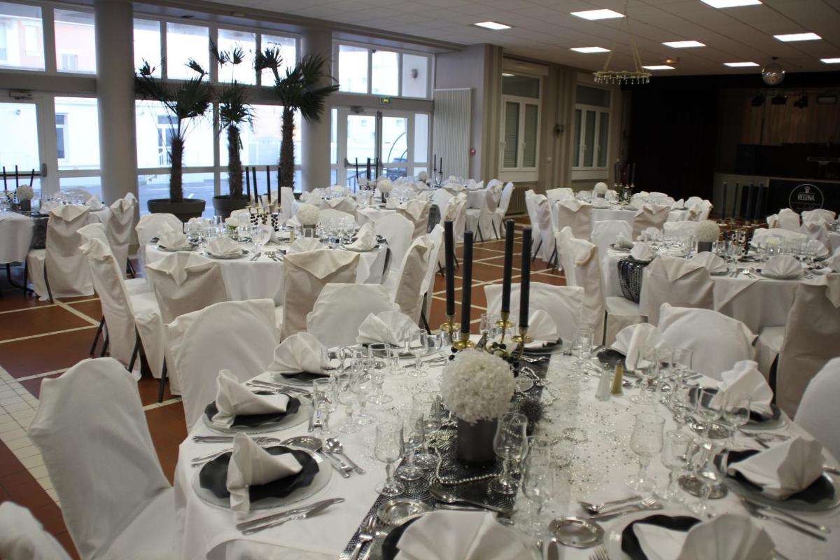 Restaurant ou autre lieu de restauration dans l'établissement Hotel Regina & Spa