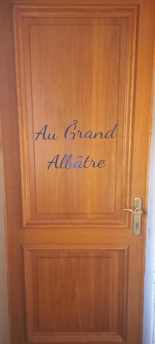 Loft en duplex avec vue sur plage et chenal - Housity