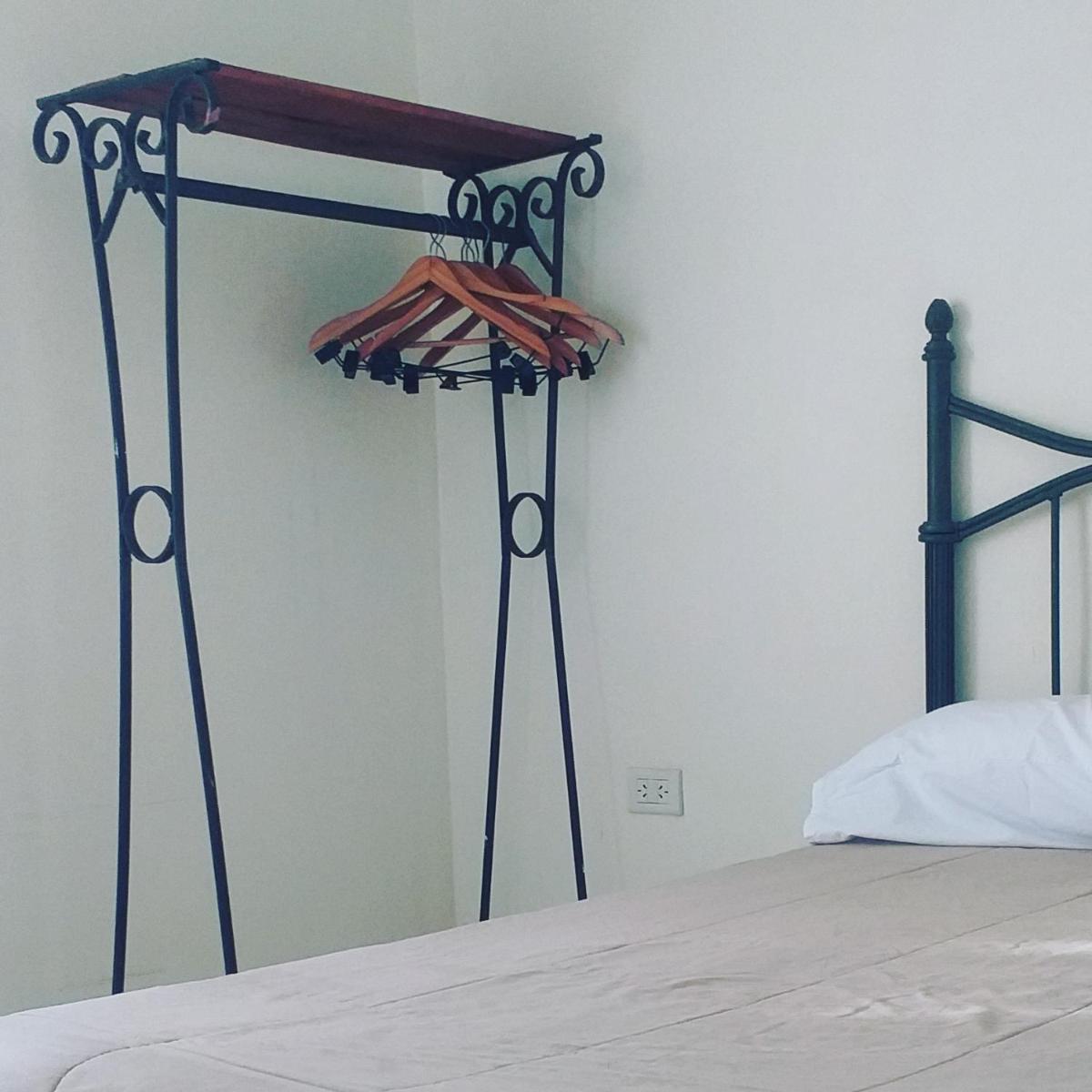 Dpto Económico con Garaje! Ideal para viajeros ! - Housity