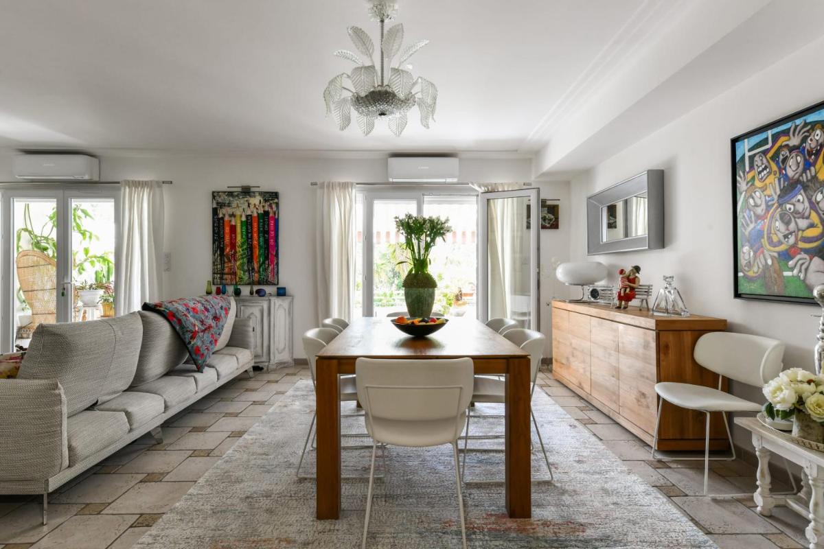 Suitetrails - Splendid apartment with a beautiful terrasse and parking - Toulon - Welkeys