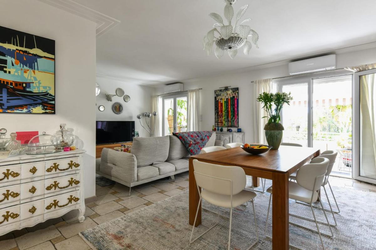 Suitetrails - Splendid apartment with a beautiful terrasse and parking - Toulon - Welkeys