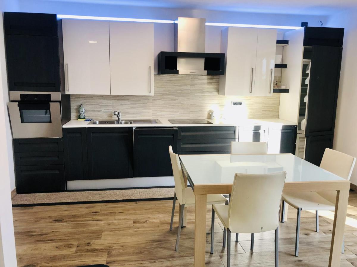 Villa Elit - Housity