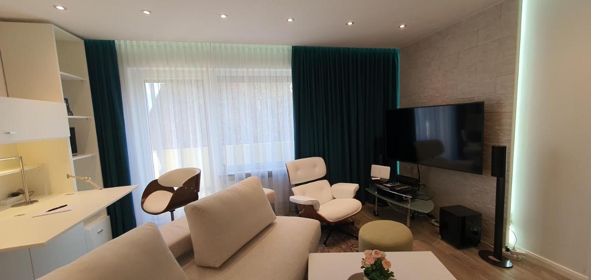 Apartment und Ferienwohnung, Wohnen auf Zeit, Callenberger Straße, Coburg - Hizvo