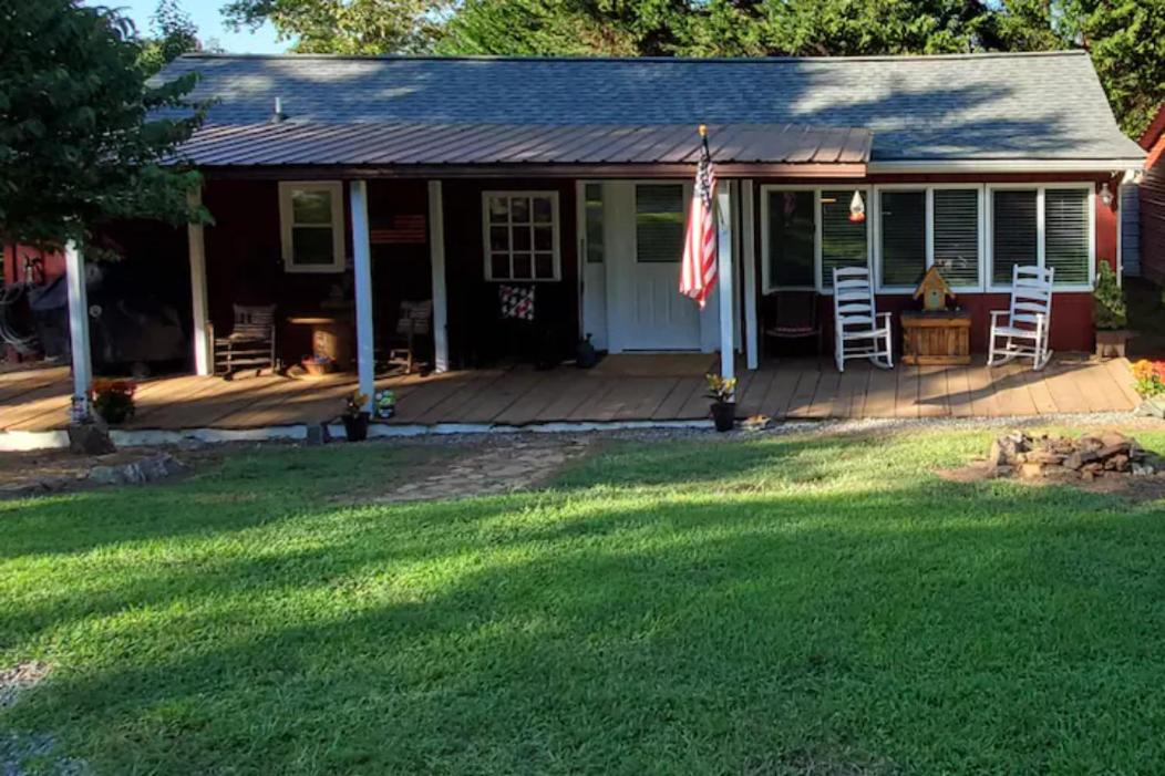 Farmhouse Cabin in the Country - Housity