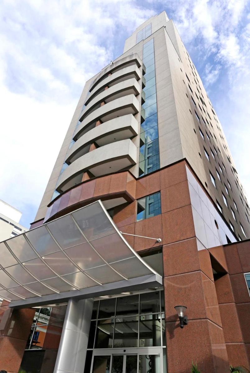 Flat em Hotel na Bela Cintra próximo à Paulista e Consolação - Housity