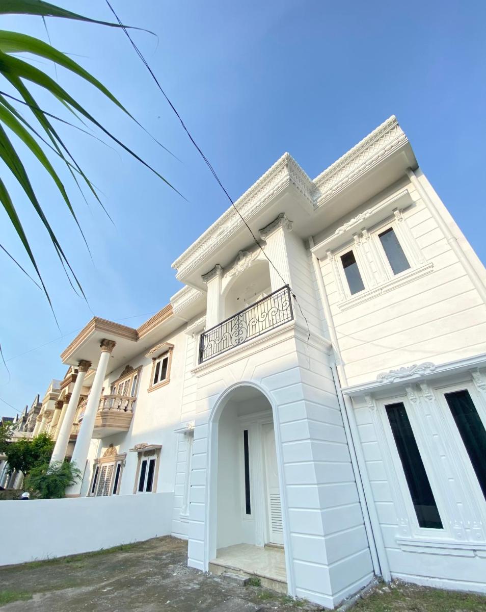 Deluxe Room at Hozby Fully Furnished House - Housity