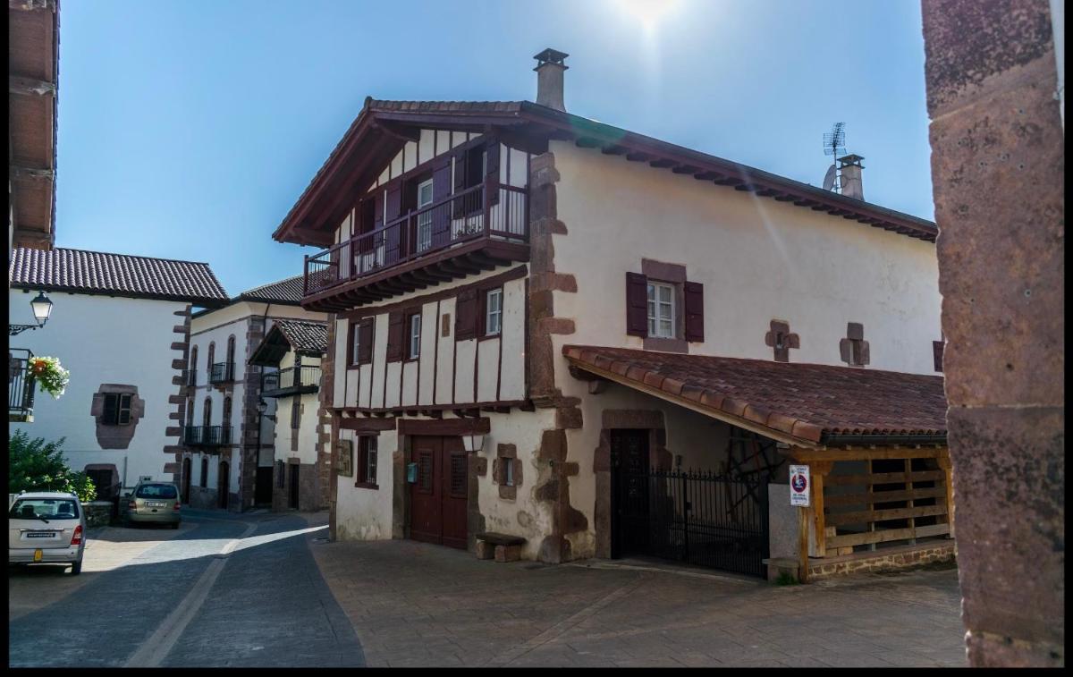 Agotxenea. Precioso apartamento rural en el Baztán - Housity