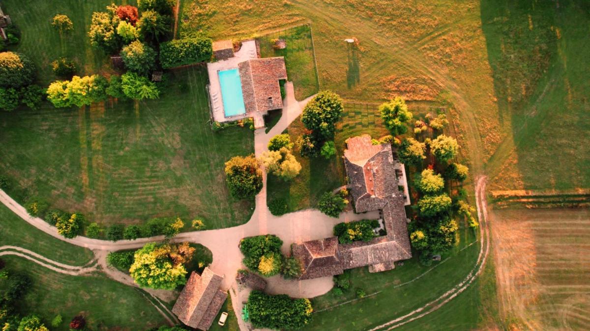 Domaine De La Mouthe - Housity