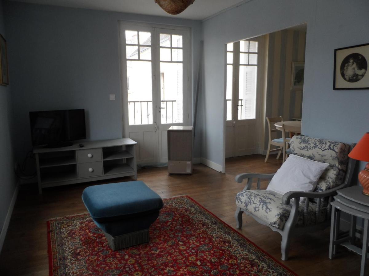 Appartements Yzeures Sur Creuse - Housity