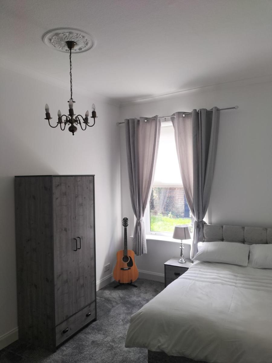 Maze Beach Getaway - Housity