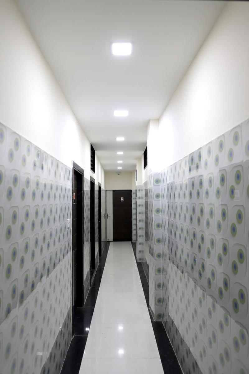 Hotel Balaji - Housity