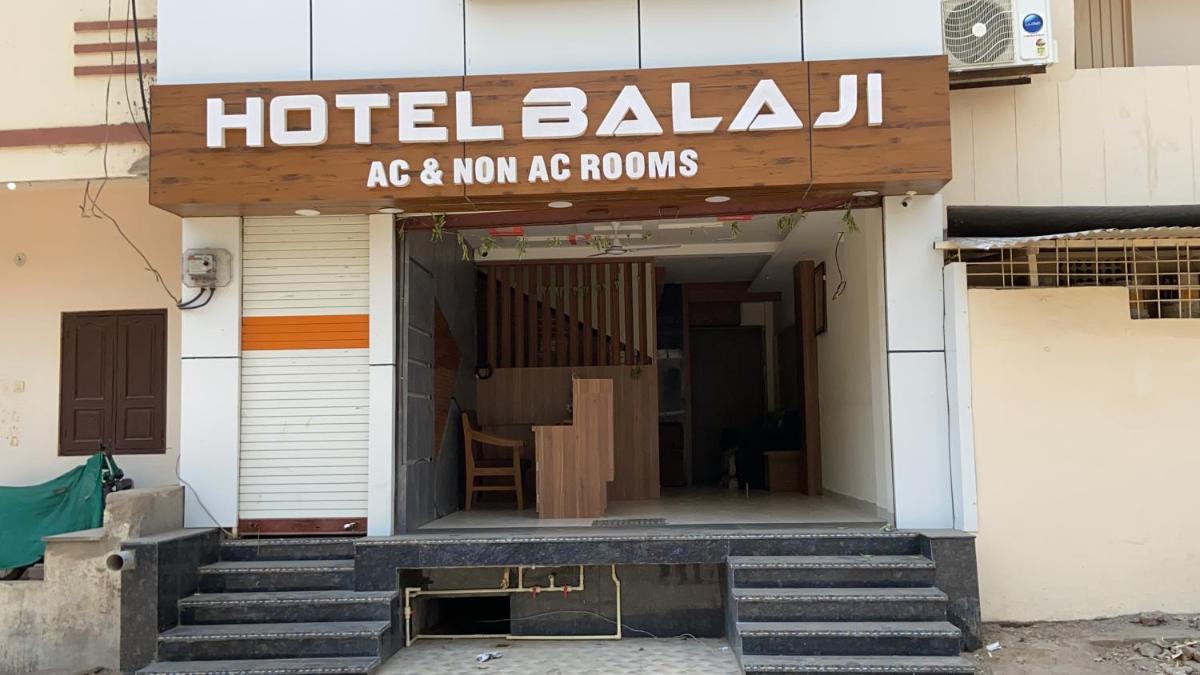 Hotel Balaji - Housity