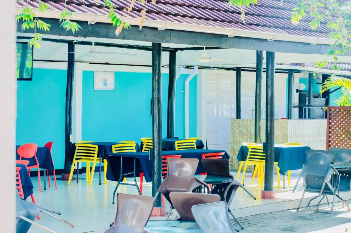 Mambosasa Executive Hotel - Housity
